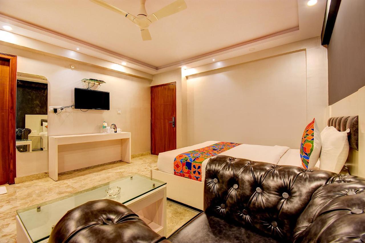 Fabhotel Srk Platinum Inn - Nr Forum Mall Bangalore Eksteriør bilde