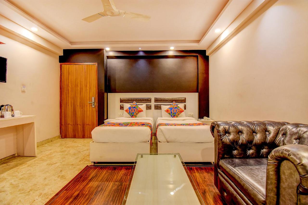 Fabhotel Srk Platinum Inn - Nr Forum Mall Bangalore Eksteriør bilde